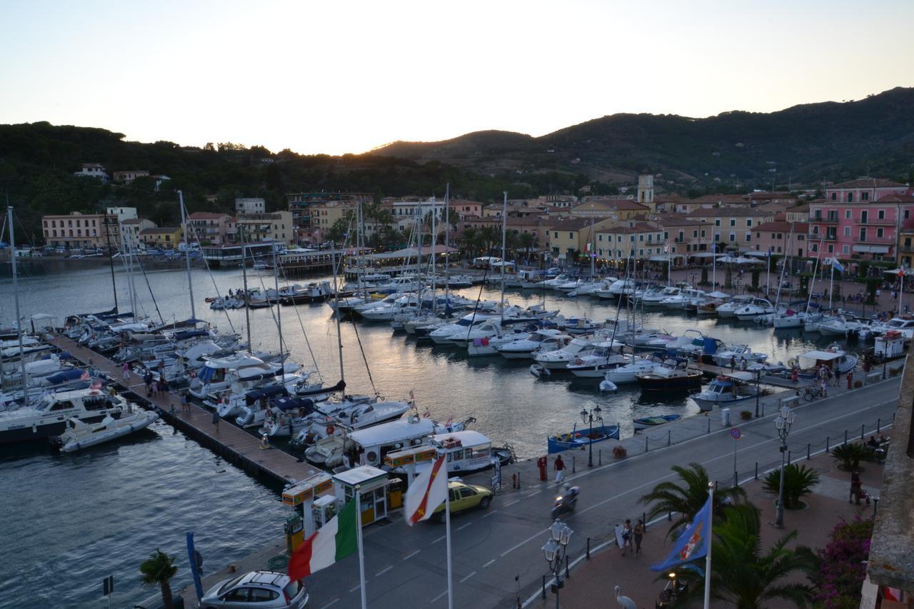 Hotel Belmare Porto Azzurro Exterior foto