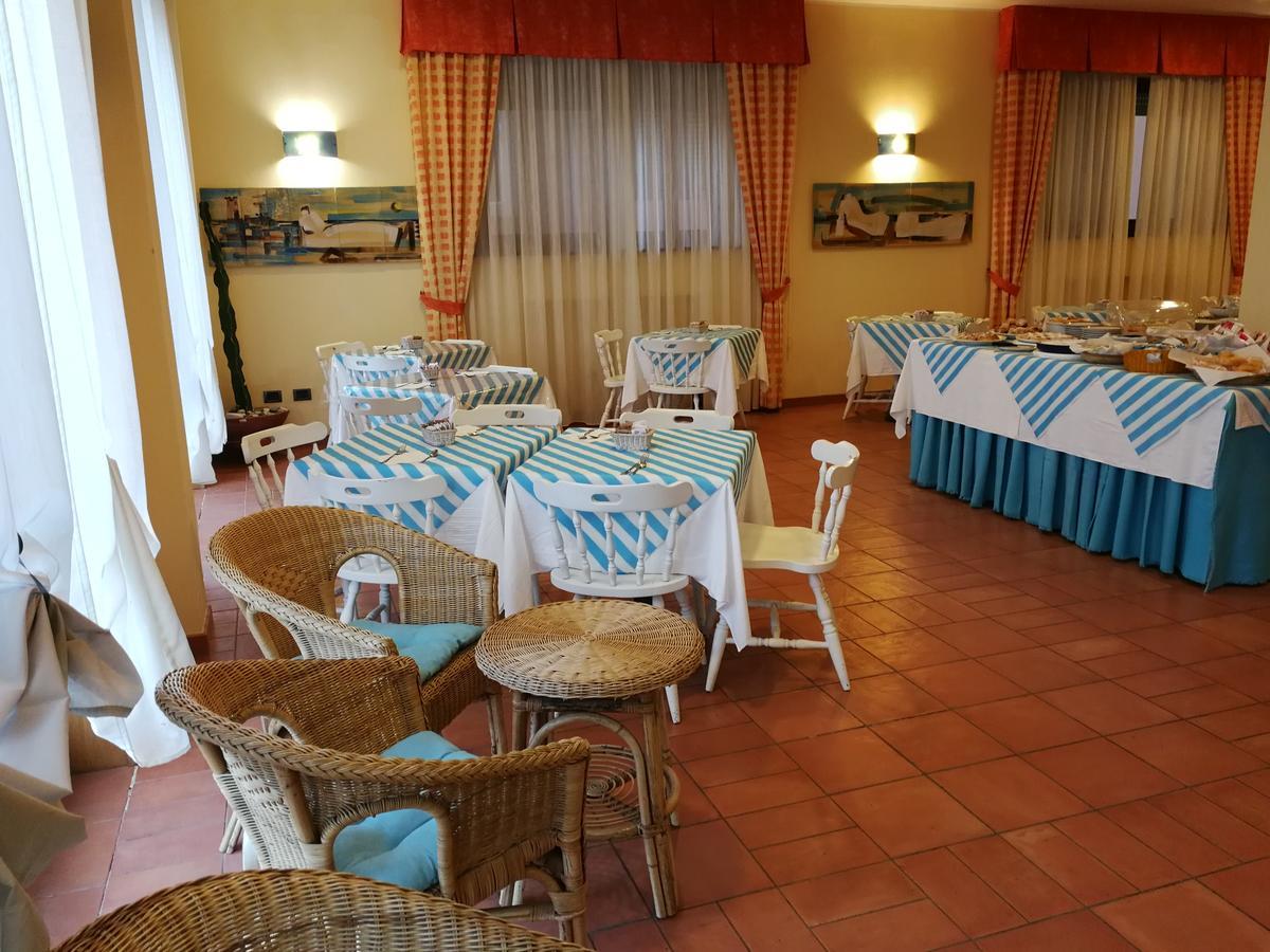 Hotel Belmare Porto Azzurro Exterior foto